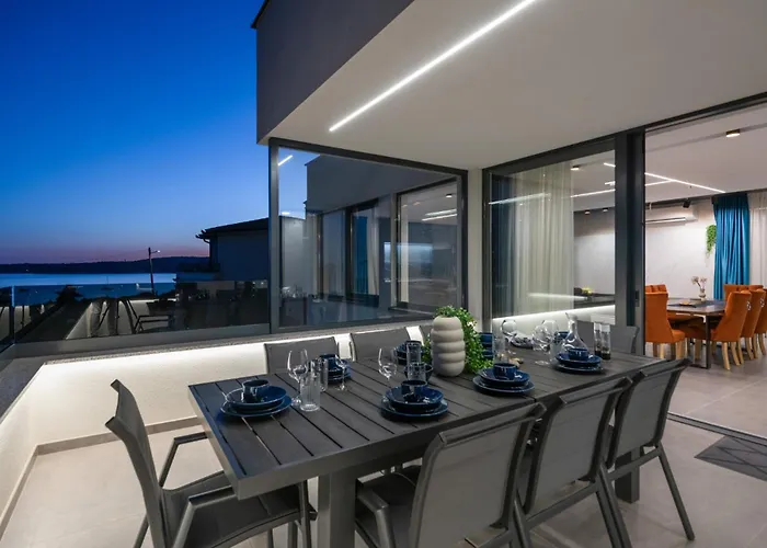 Luxus Nerra In Mit Meerblick Vila *