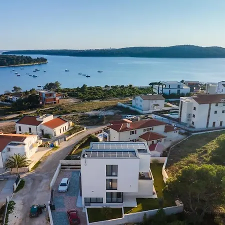 Luxus Nerra In Mit Meerblick Villa Medulin
