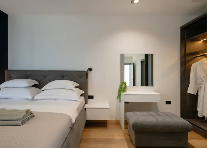 Luxus Nerra In Mit Meerblick