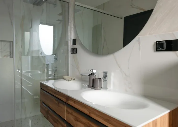 Luxus Nerra In Mit Meerblick * 메덜린